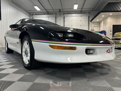 Used 1993 Chevrolet Camaro Z28 RWD image 15