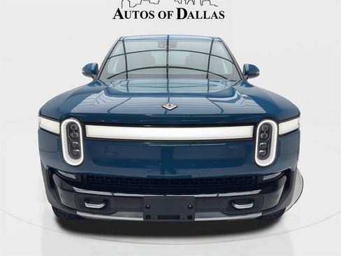 Used 2022 Rivian R1T Adventure image 5