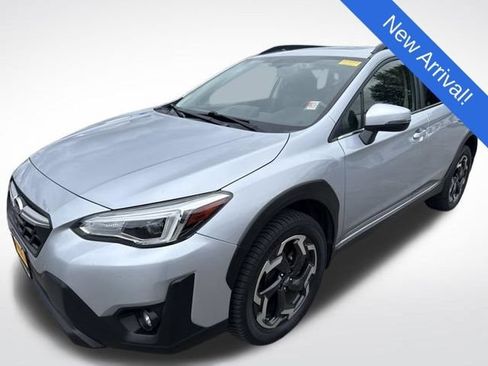 Used 2021 Subaru Crosstrek 2.5i Limited w/ Moonroof Package 2 AWD/4WD image 3