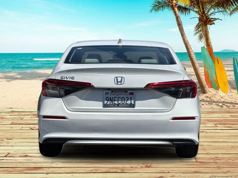 Used 2024 Honda Civic LX image 5