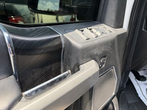 Used 2019 Ford F450 Platinum w/ Platinum Ultimate Package AWD/4WD image 6