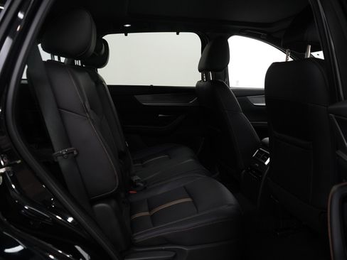 Certified 2025 MAZDA CX-70 Plug-In Hybrid w/ Premium Plus image 11