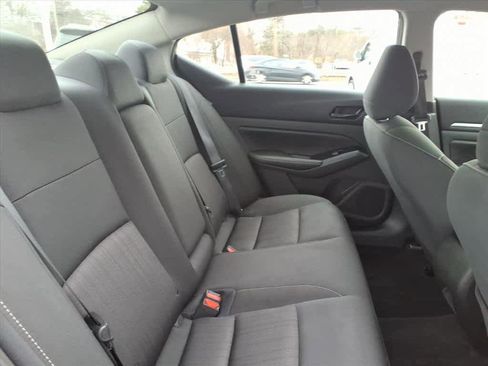 Used 2023 Nissan Altima 2.5 SV image 21