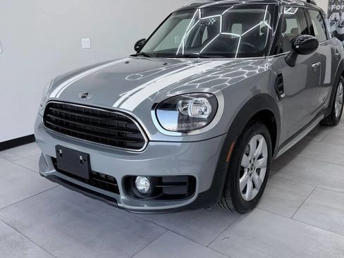 Used 2018 MINI Cooper Countryman FWD image 1