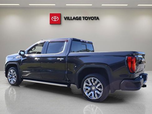 Used 2022 GMC Sierra 1500 Denali w/ Denali Reserve Package image 3