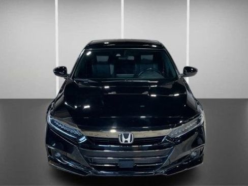 Used 2022 Honda Accord Sport image 2