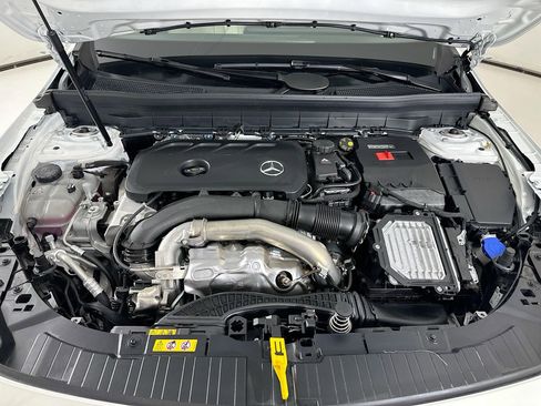New 2026 Mercedes-Benz GLB 250 image 31