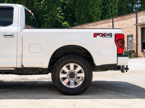 Used 2021 Ford F250 Platinum AWD/4WD image 5