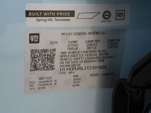 New 2026 Cadillac Lyriq Sport w/ LPO, Floor Liner Package image 32