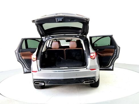 Used 2022 Acura MDX SH-AWD w/ Advance Package image 11