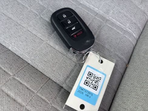 Used 2026 Honda HR-V LX image 25