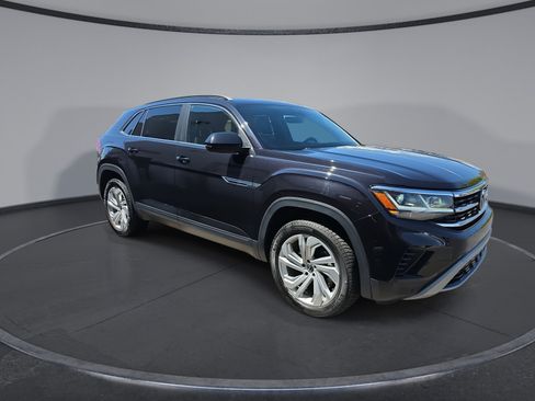 Used 2020 Volkswagen Atlas Cross Sport SEL AWD/4WD image 2