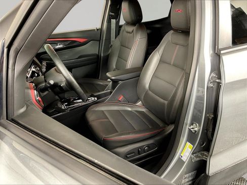 Used 2025 Chevrolet TrailBlazer RS w/ Driver Confidence Package FWD image 20
