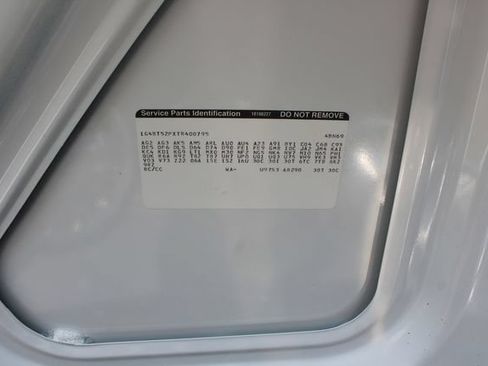 Used 1996 Buick Roadmaster Limited RWD image 28