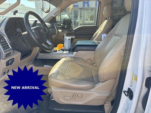 Used 2017 Ford F350 Lariat w/ Lariat Ultimate Package image 2