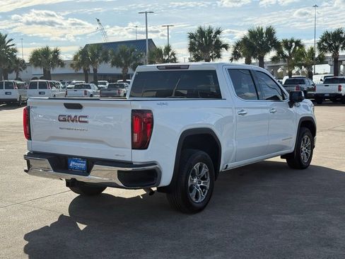 Used 2023 GMC Sierra 1500 SLT image 10