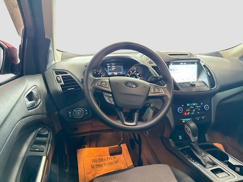 Used 2018 Ford Escape SE w/ SE Sync 3 Package image 23