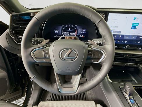 Used 2026 Lexus TX 350 AWD w/ Technology Package image 11