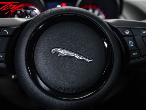 Used 2017 Jaguar F-TYPE S RWD image 33