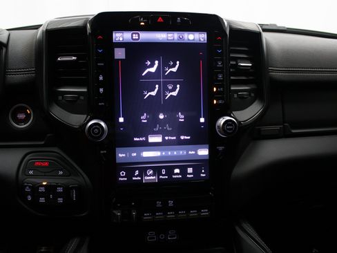 Used 2025 RAM 1500 RHO image 40