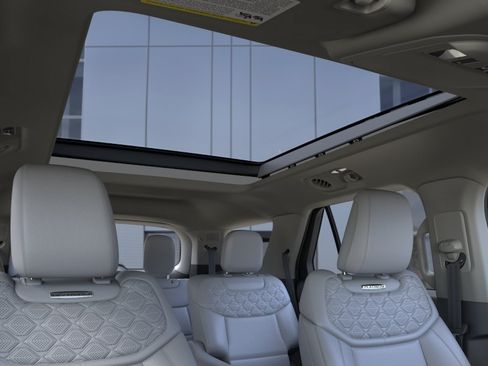 New 2026 Ford Explorer Platinum w/ LUX Leather Package AWD/4WD image 22