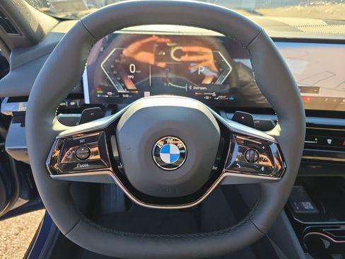 New 2026 BMW 530i xDrive image 14