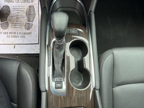 Used 2024 Chevrolet Malibu LT image 18