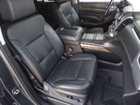 Used 2020 Chevrolet Tahoe Premier w/ RST 6.2L Performance Edition image 46