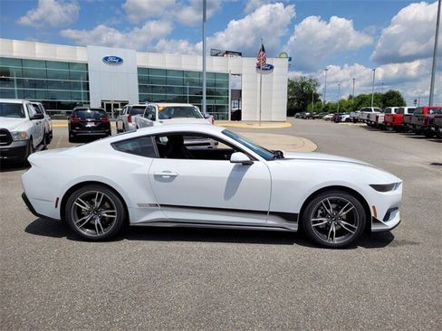 New 2025 Ford Mustang Coupe image 10