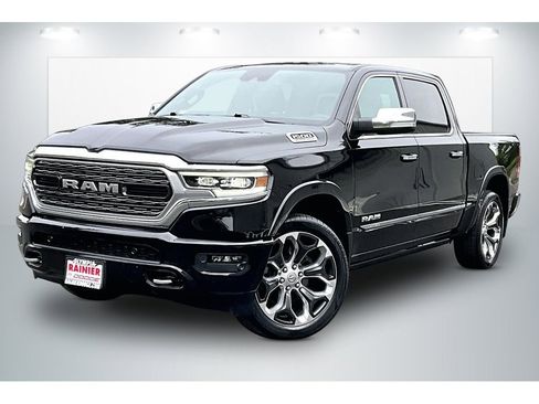 Used 2022 RAM 1500 Limited w/ Body-Colour Bumper Group AWD/4WD image 2