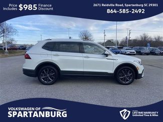 Used 2023 Volkswagen Tiguan SE video 2