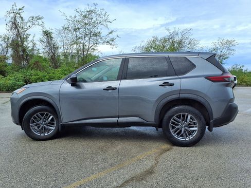 Used 2023 Nissan Rogue S image 30