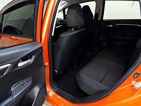 Used 2018 Honda Fit EX image 9