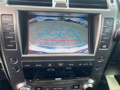 Used 2016 Lexus GX 460 Luxury w/ Preferred Accessory Package image 18