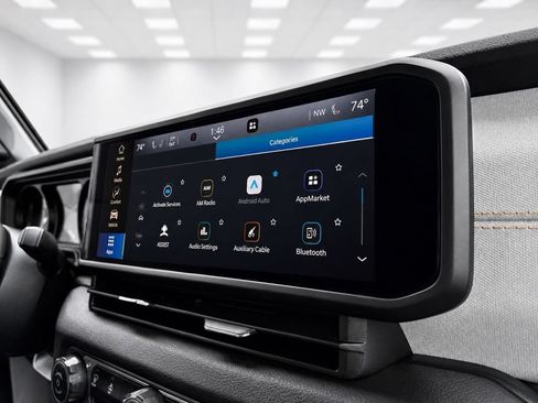 Used 2024 Jeep Wrangler Unlimited w/ Convenience Group AWD/4WD image 28