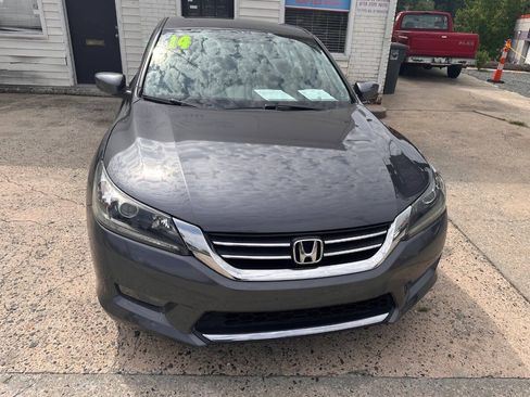 Used 2014 Honda Accord Sport image 2