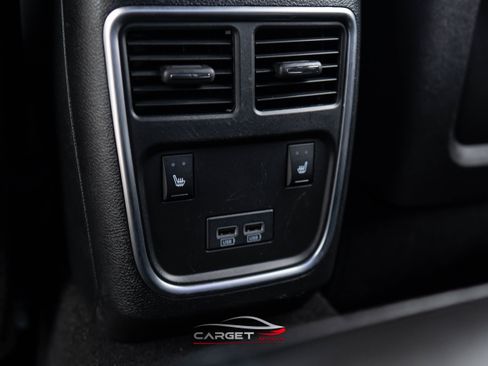 Used 2019 Dodge Charger Scat Pack w/ Technology Group image 23