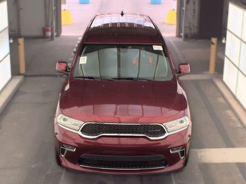 Used 2021 Dodge Durango SXT w/ 3rd Row Seating Group RWD image 2