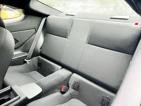 Certified 2023 Toyota GR86 image 13