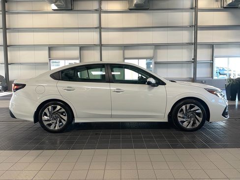 Used 2025 Subaru Legacy Limited AWD/4WD image 4