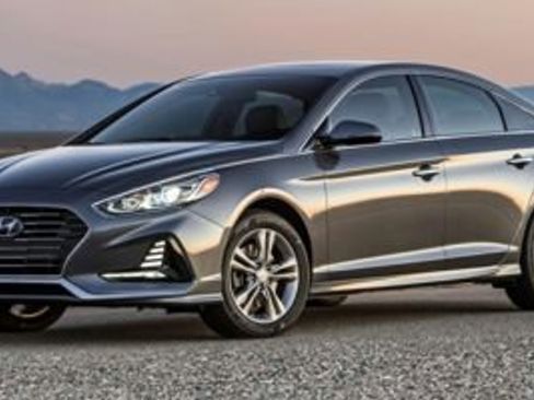 Used 2018 Hyundai Sonata Limited w/ Cargo Package image 1