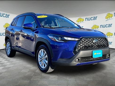 Used 2023 Toyota Corolla Cross LE image 1