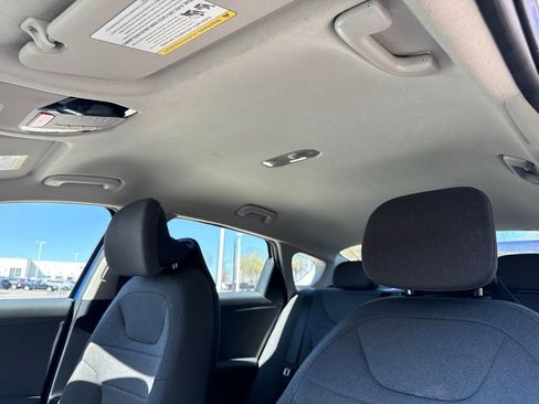 Used 2025 Kia K4 EX image 25