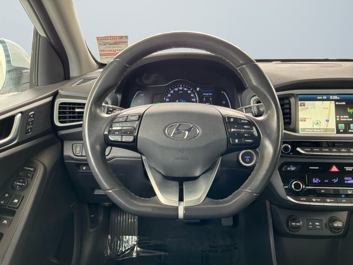 Used 2018 Hyundai Ioniq Limited FWD image 10