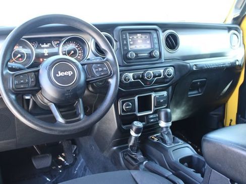 Used 2021 Jeep Wrangler Unlimited Sport AWD/4WD image 13