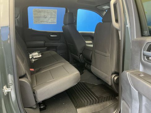 New 2026 Chevrolet Silverado 1500 Custom Trail Boss w/ LPO, Dark Essentials Package AWD/4WD image 25