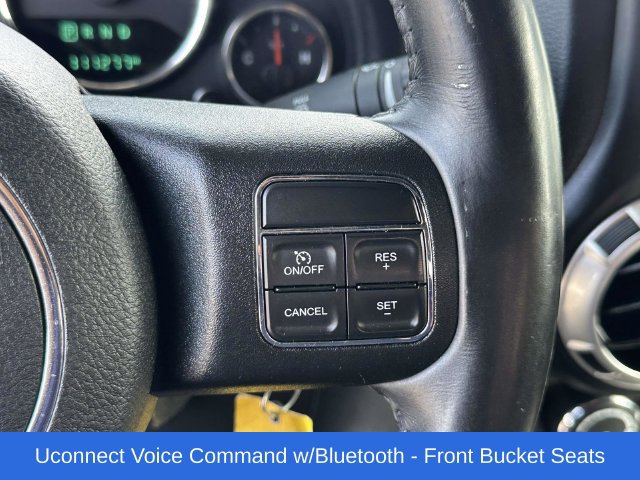 Used 2017 Jeep Wrangler Sahara w/ Connectivity Group AWD/4WD image 10