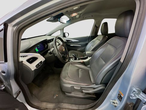 Used 2017 Chevrolet Bolt Premier w/ Driver Confidence II Package image 13