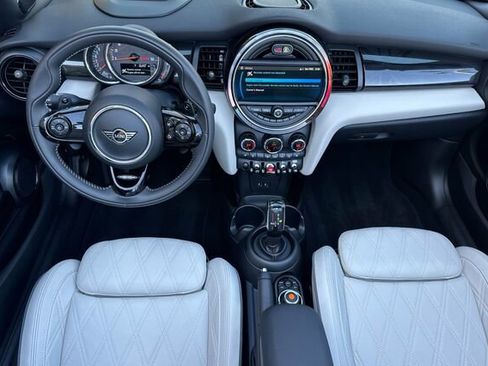 Used 2020 MINI Cooper S image 11