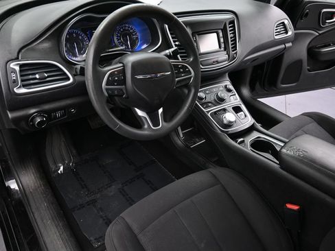 Used 2015 Chrysler 200 Limited FWD image 12